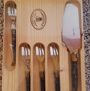 Laguiole cutlery: knife and forks